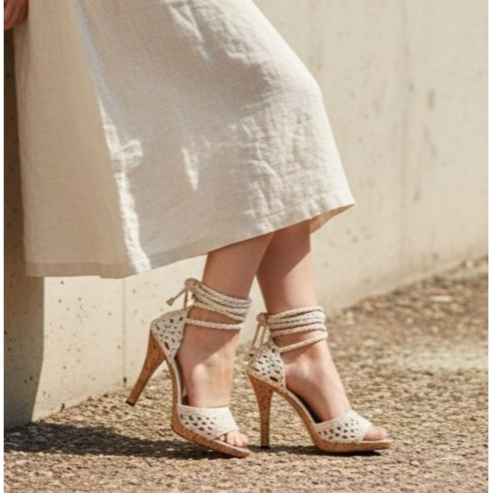 DESIGNER MICHAEL KORS IVORY CROCHET CORK HIGH HEELS STRAPPY SANDALS 8.M - Picture 7 of 14